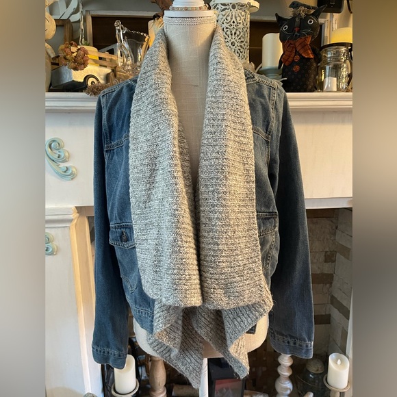 Abercrombie & Fitch Jackets & Blazers - Abercrombie & Fitch draped shawl sweater jean jacket. EUC size L super hip!💙